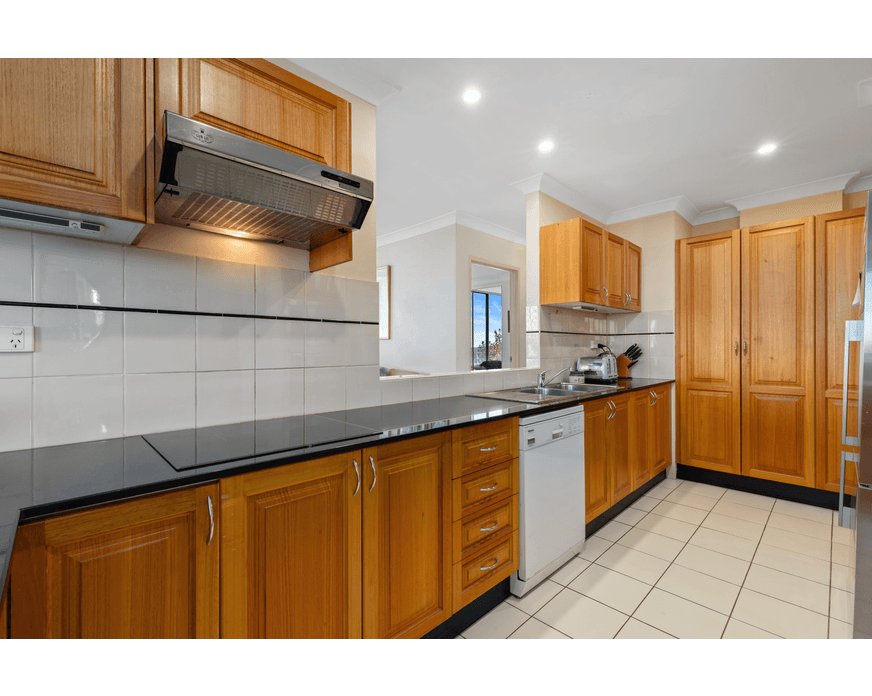 44/2-8 Bridge Street HURSTVILLE 5