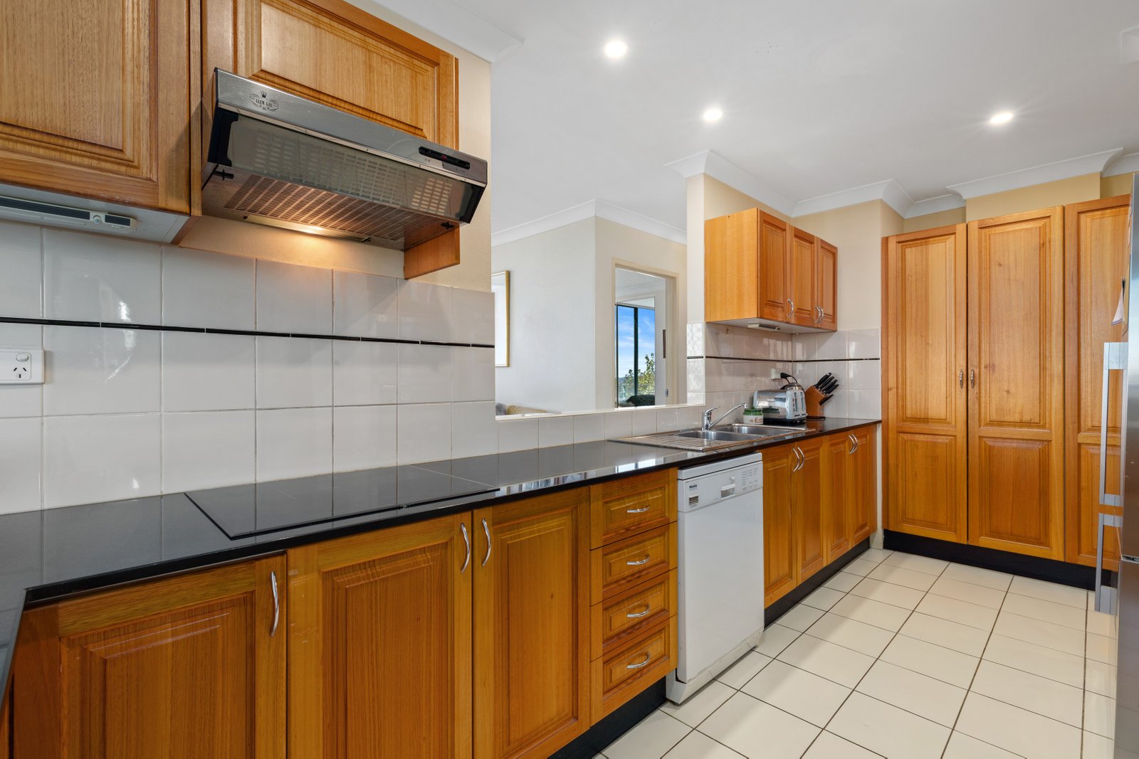 44/2-8 Bridge Street HURSTVILLE 3