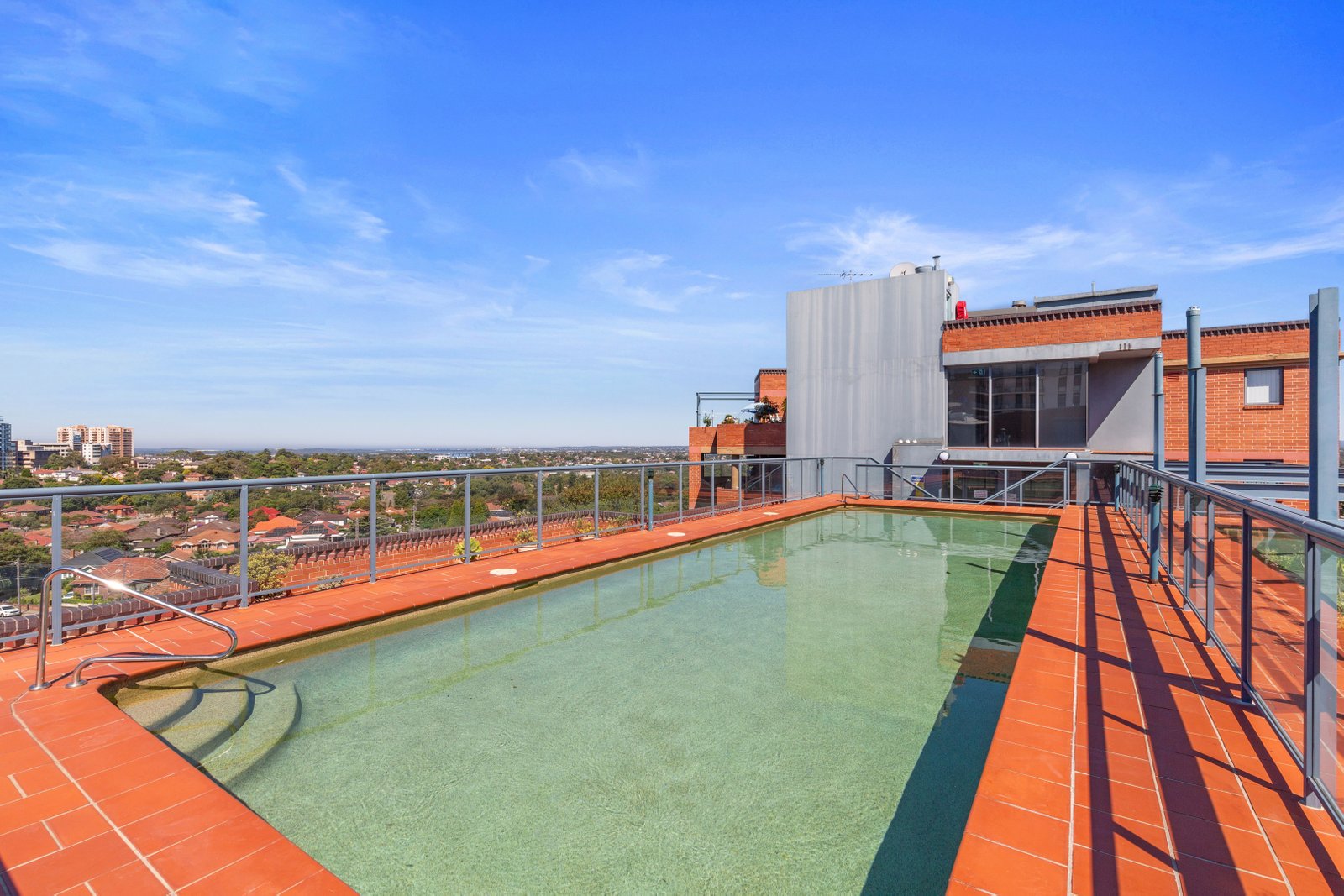 44/2-8 Bridge Street HURSTVILLE 9