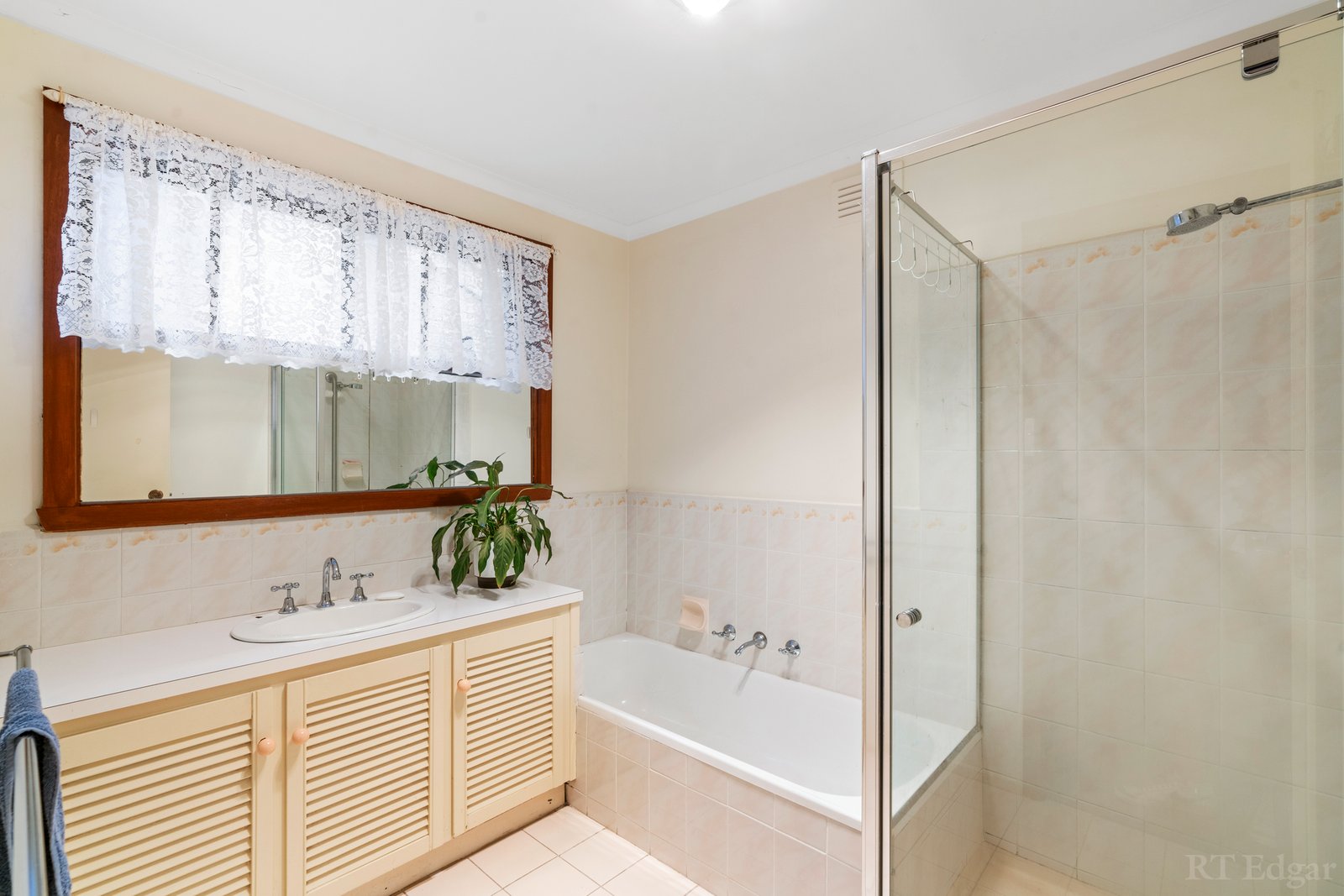 Real Estate and Property in 4/42 Grandview Road, Preston, VIC