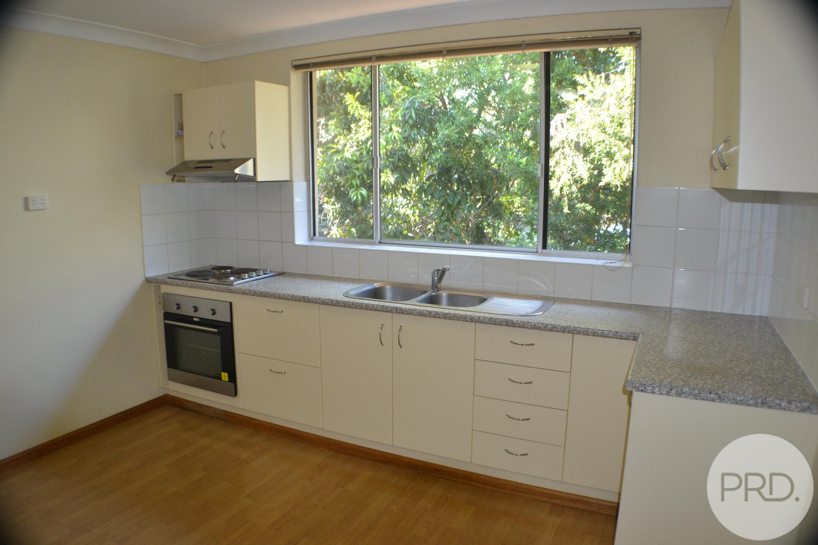 4/42 Love Street NORTHGATE 2