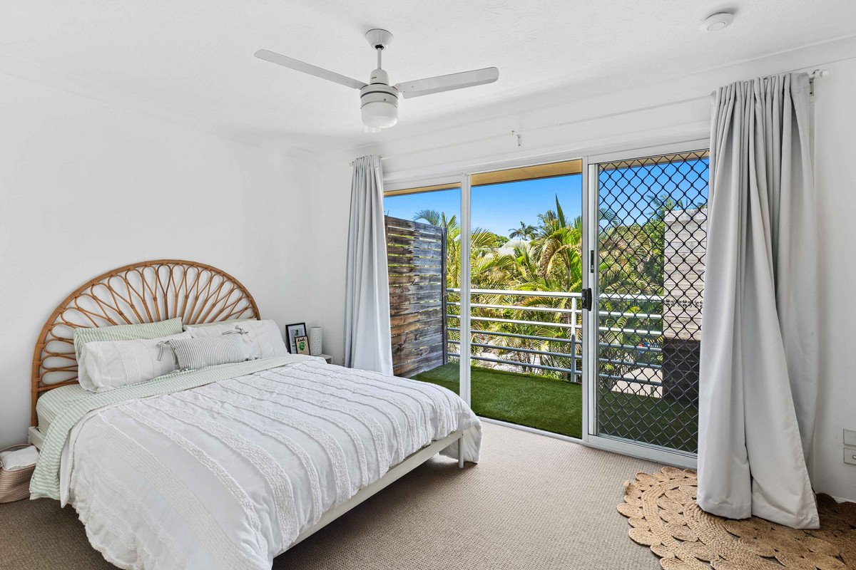 44/215 Cottesloe Drive Mermaid Waters 7