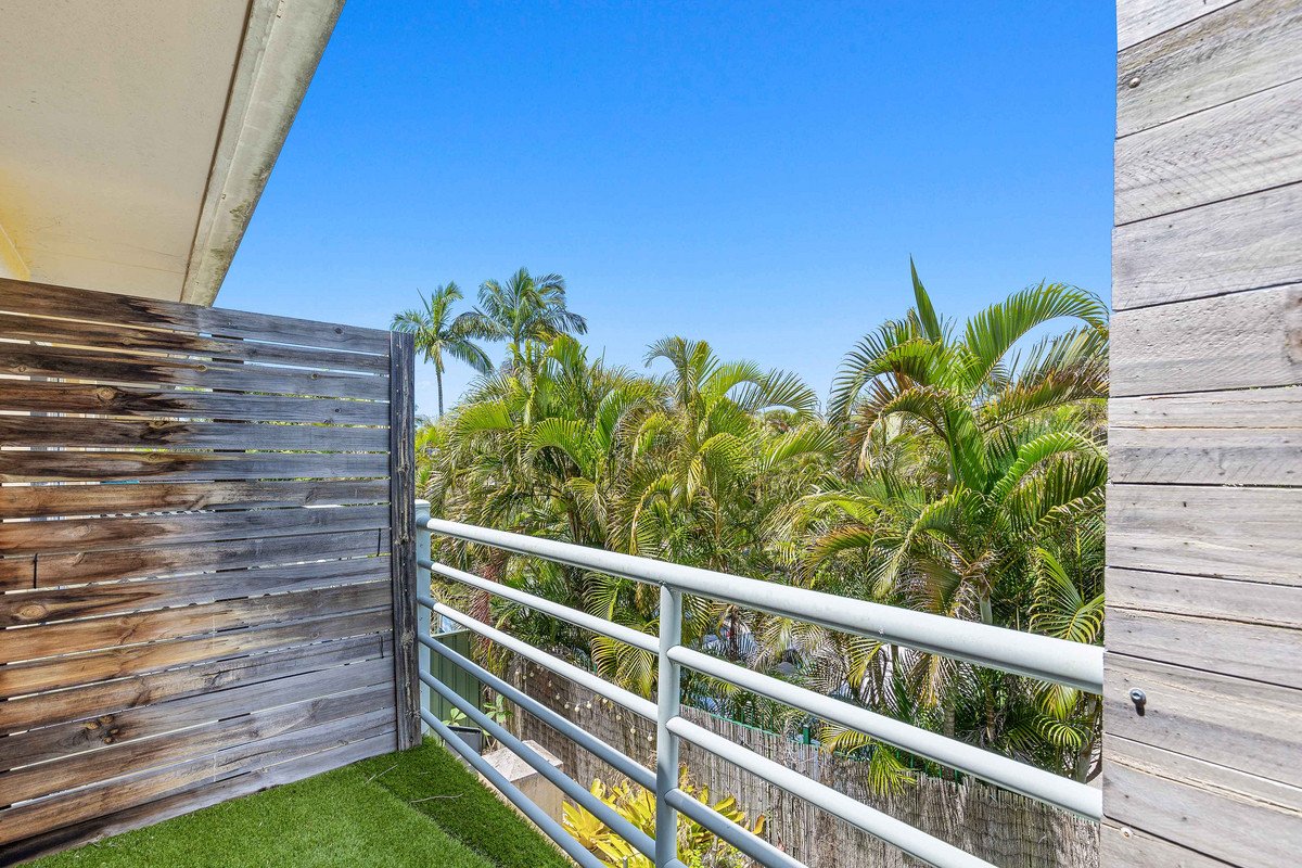 44/215 Cottesloe Drive Mermaid Waters 8