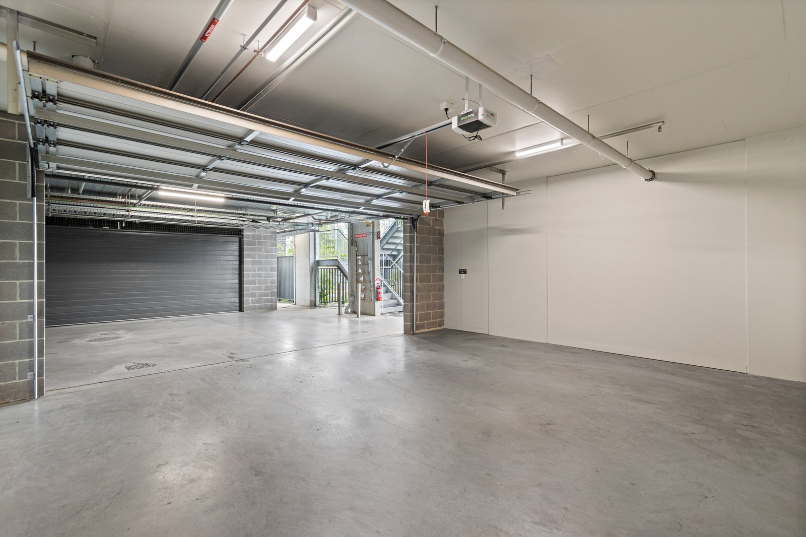 Gallery: 44/220 Chapel Road