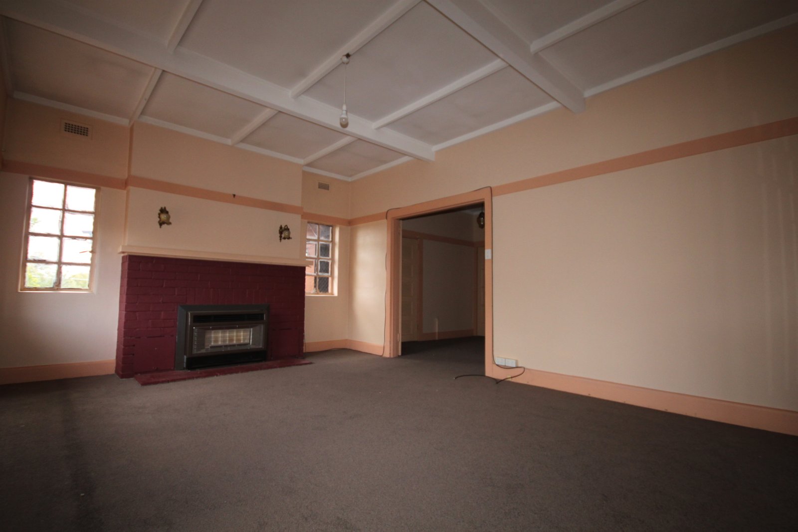 Gallery: 4/42A Lansdowne Road