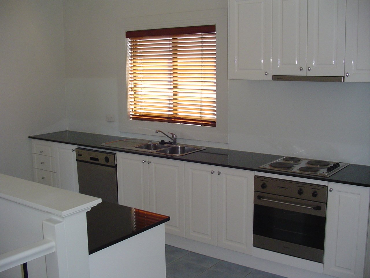 Gallery: 4/43 BEACH Road