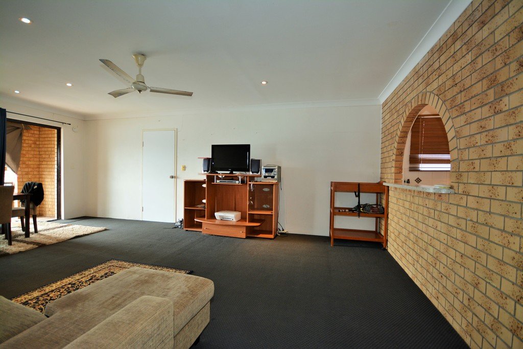 4/43 Duet Drive MERMAID WATERS 5