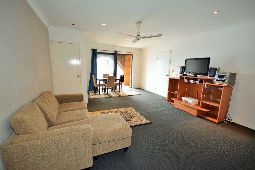 4/43 Duet Drive MERMAID WATERS 6