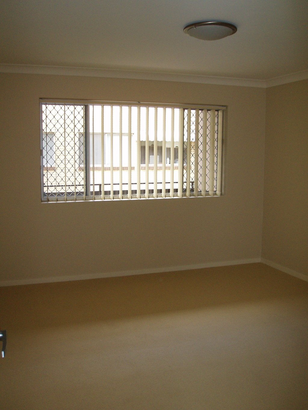 4/43 Leslie Street NUNDAH 4