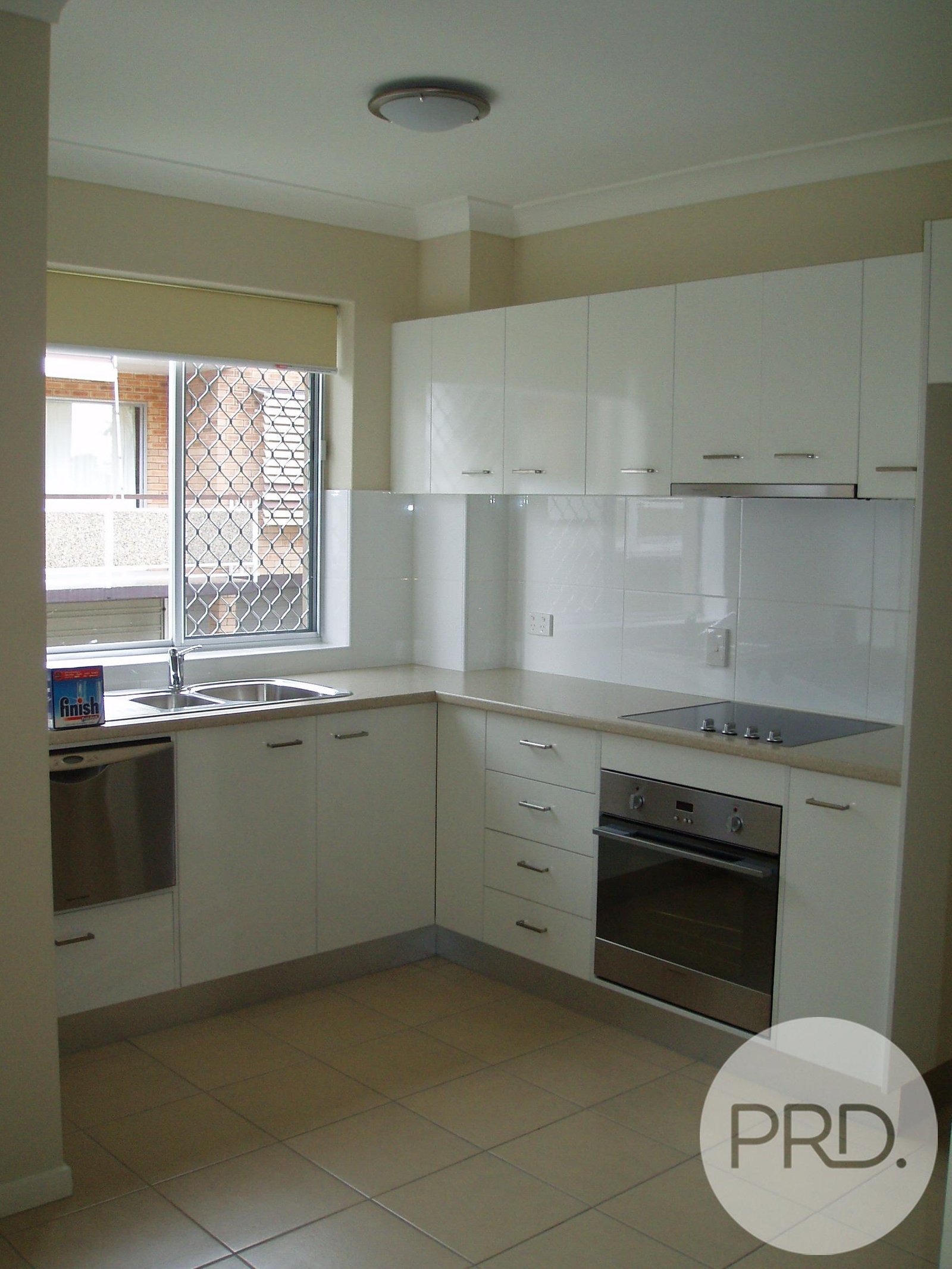 4/43 Leslie Street NUNDAH 2