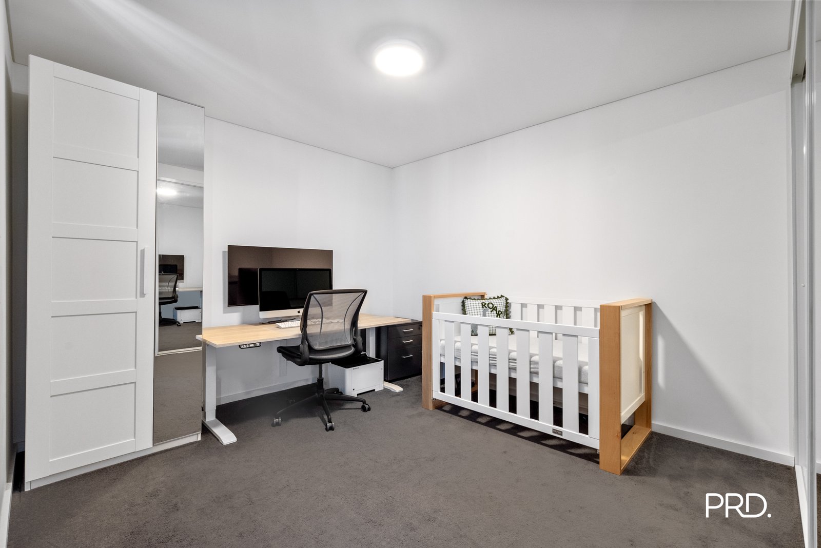 44/37 Bradley Street Glenmore Park 9