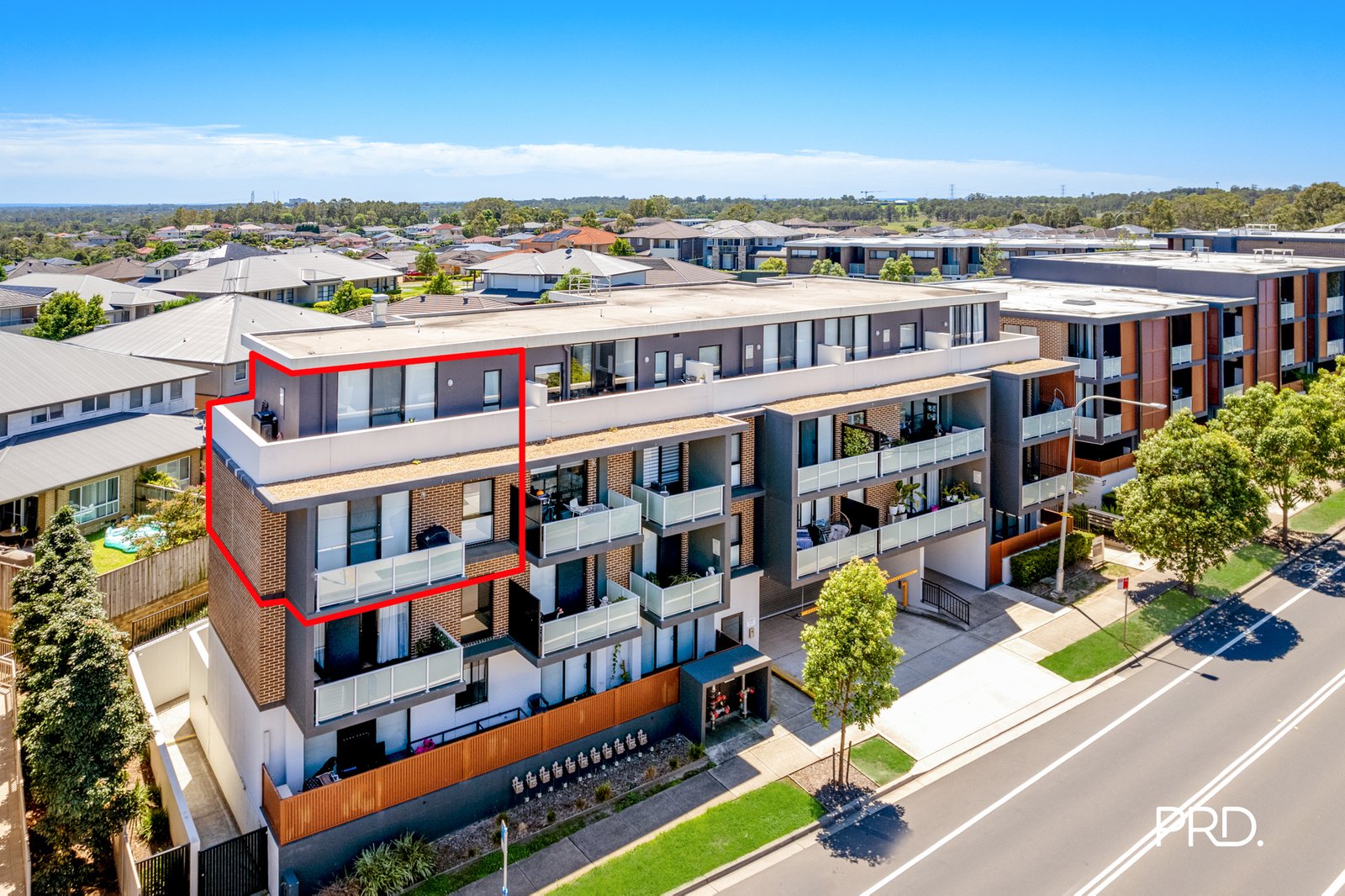 44/37 Bradley Street Glenmore Park 1