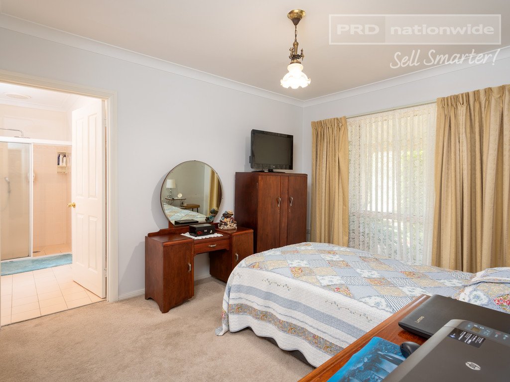 4/438 Kooringal Road KOORINGAL 4