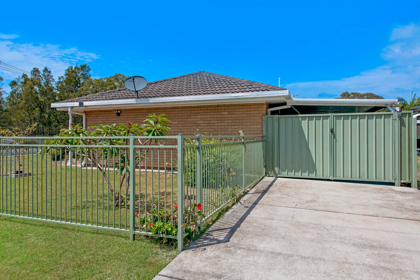 4/44 Camden Head Road DUNBOGAN 11