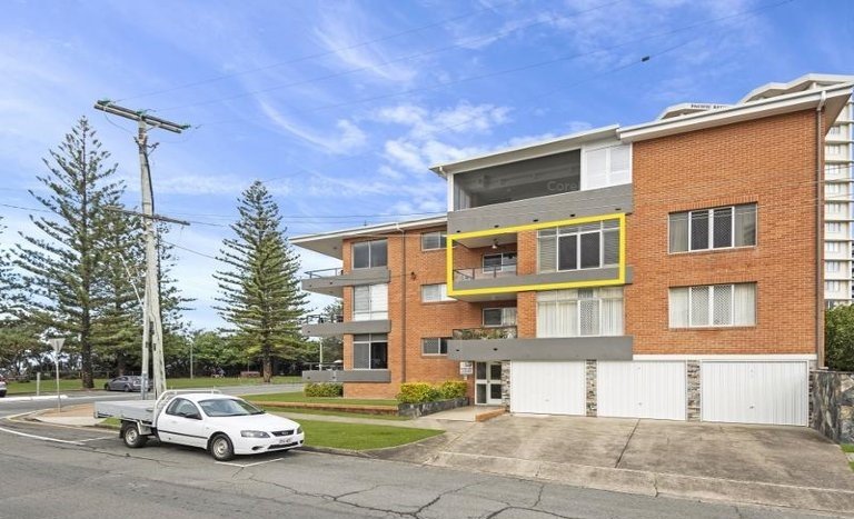 4/44 The Esplanade BURLEIGH HEADS 10