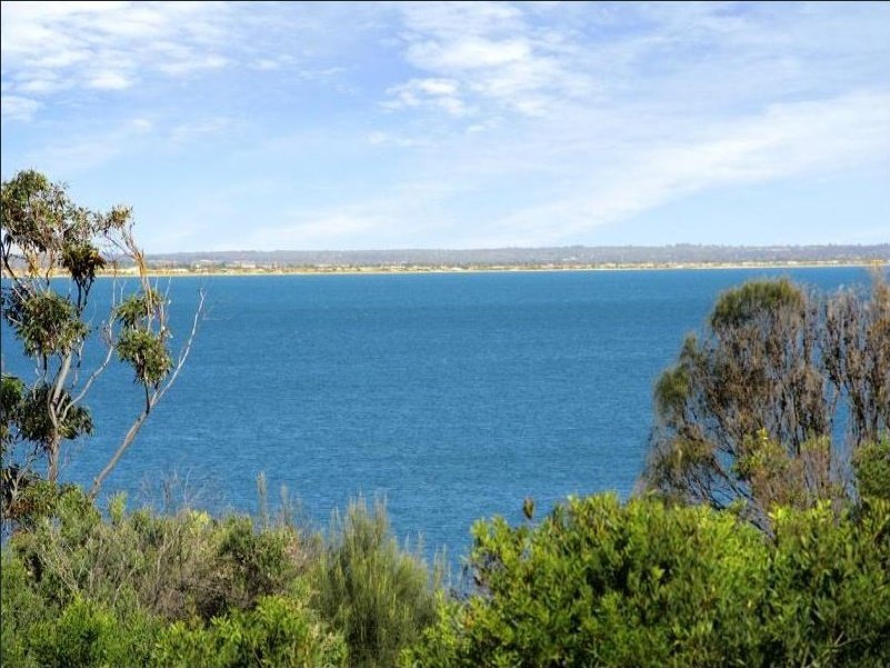 Gallery: 4/443 Beach Road