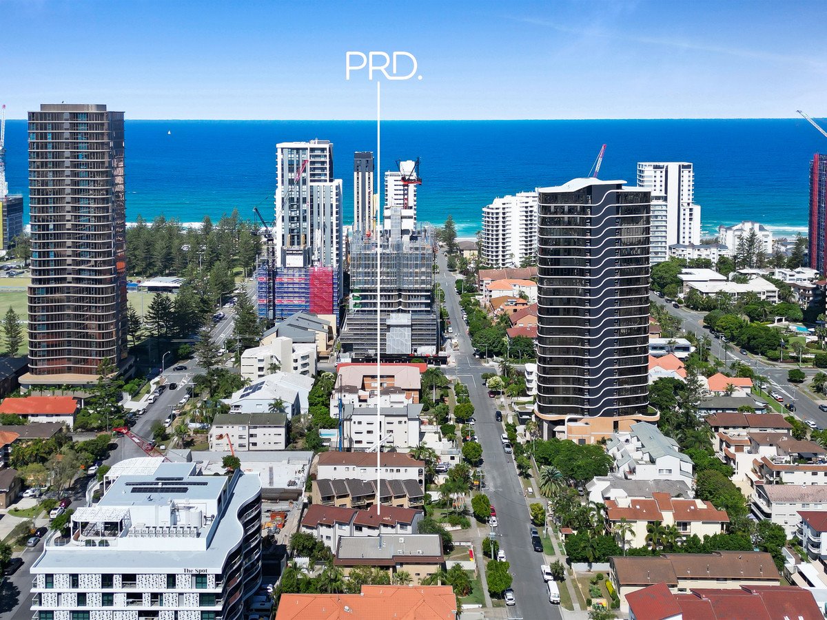 4/45 Britannia Avenue Broadbeach 1