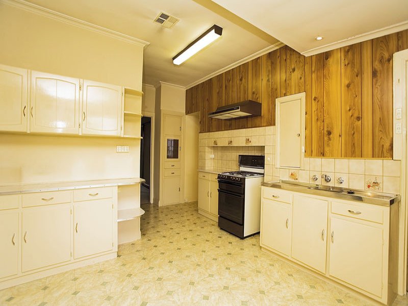 Gallery: 445 Geelong Road