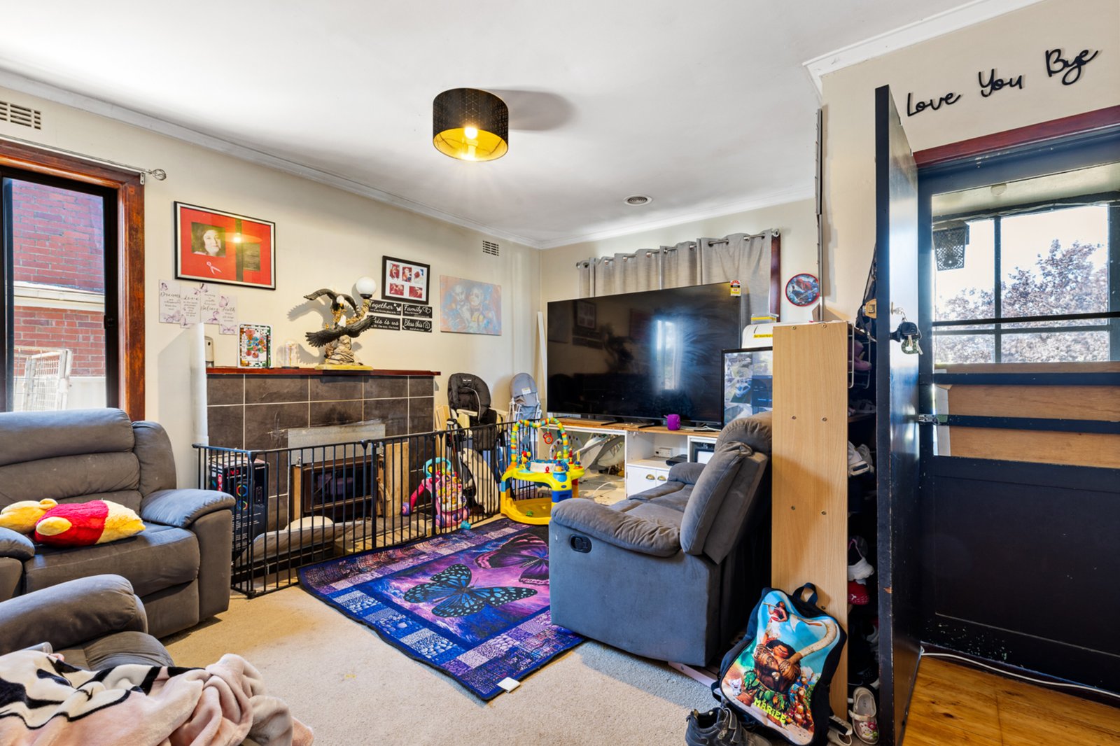 Gallery: 445 Gillies Street North