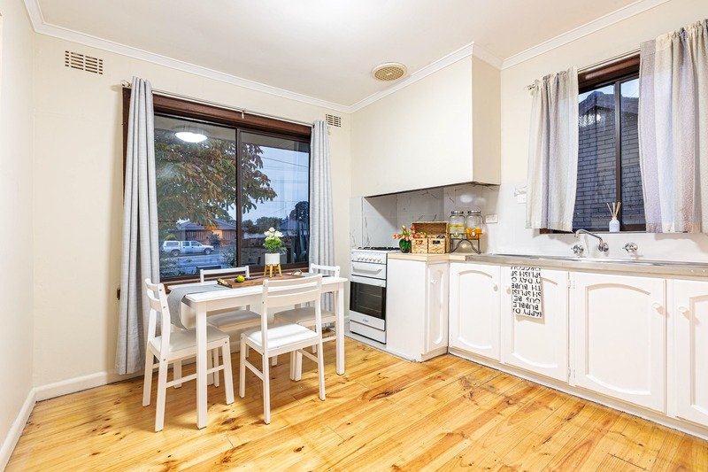 Gallery: 445 Gillies Street