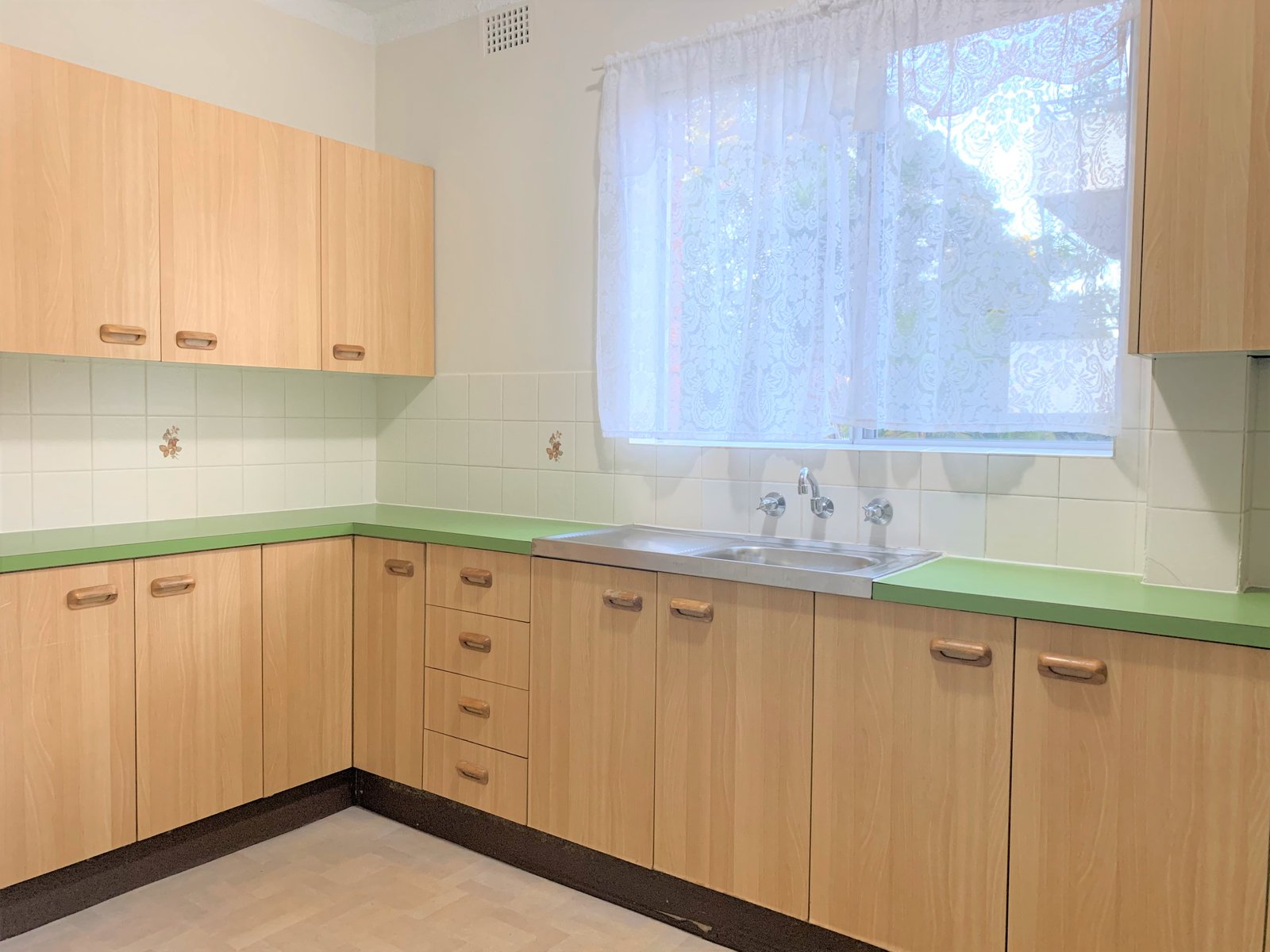 4/45 Station Street MORTDALE 3