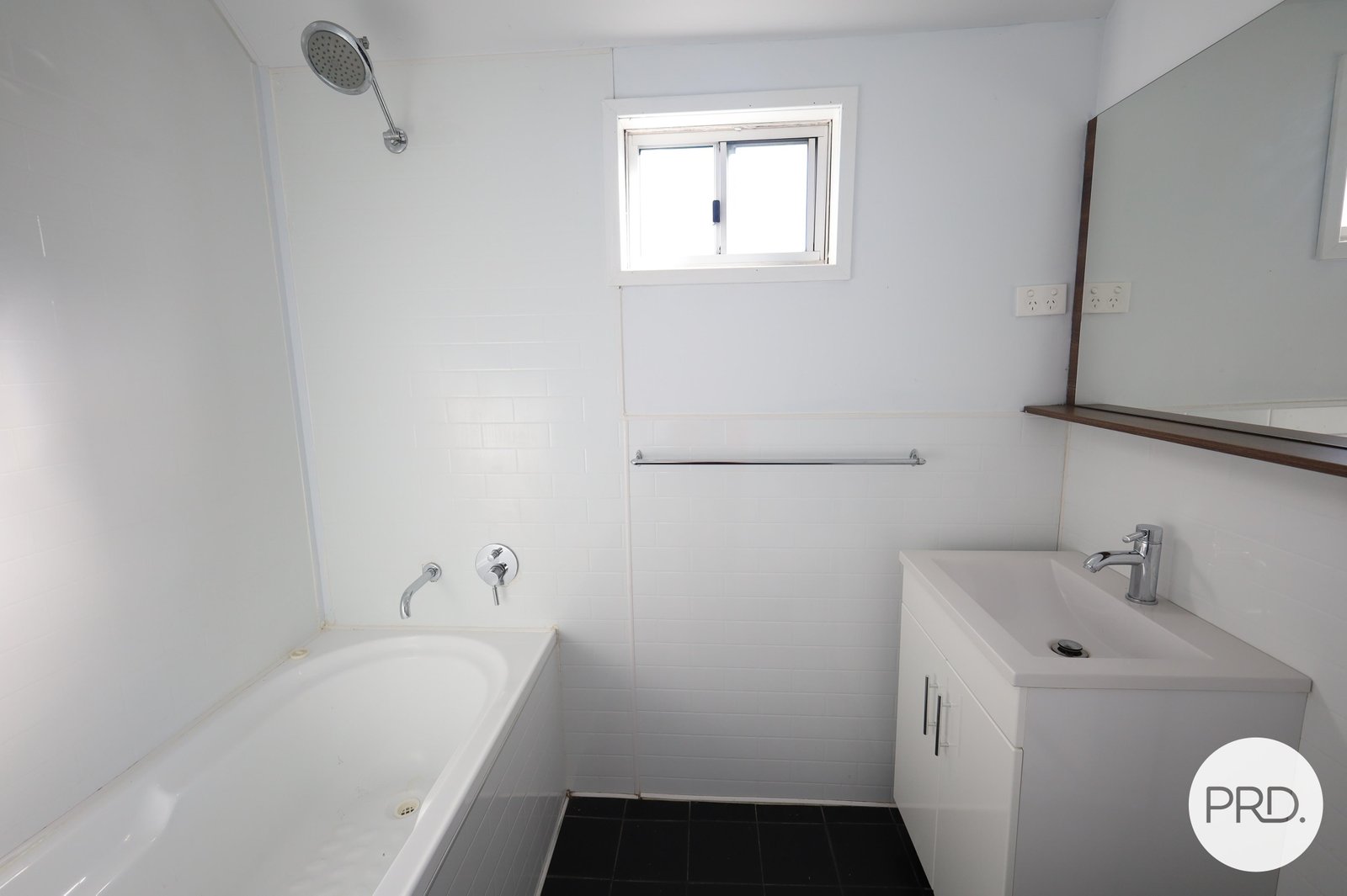 445 Summer Street ORANGE 16