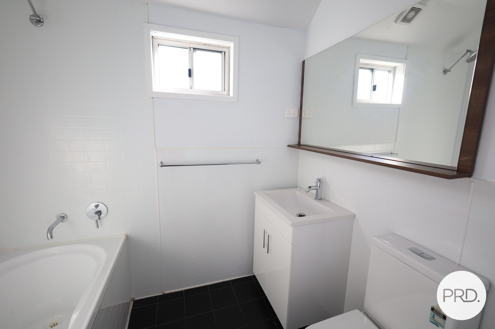 445 Summer Street ORANGE 17