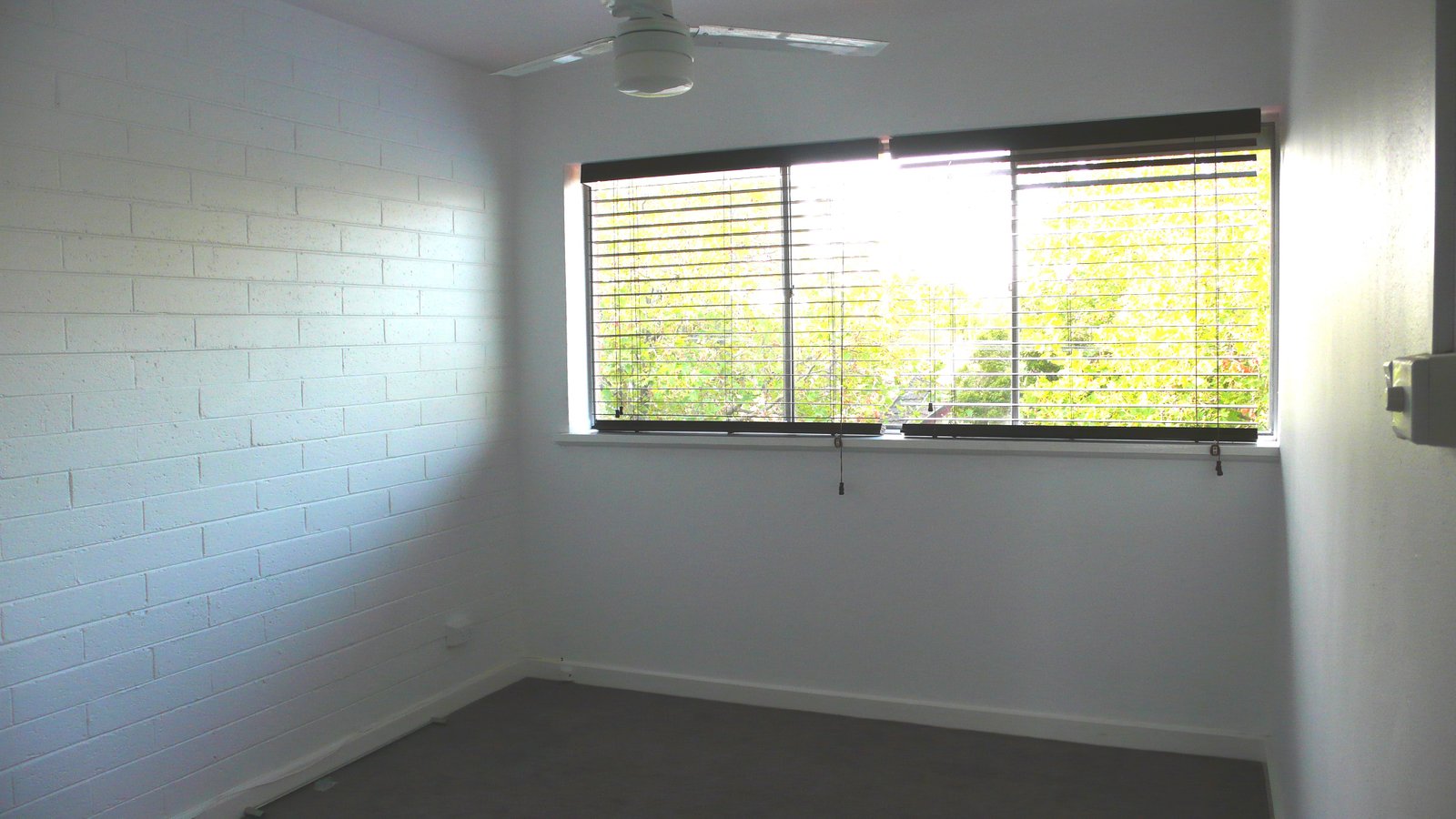 Gallery: 44/6-8 Glen Eira Road
