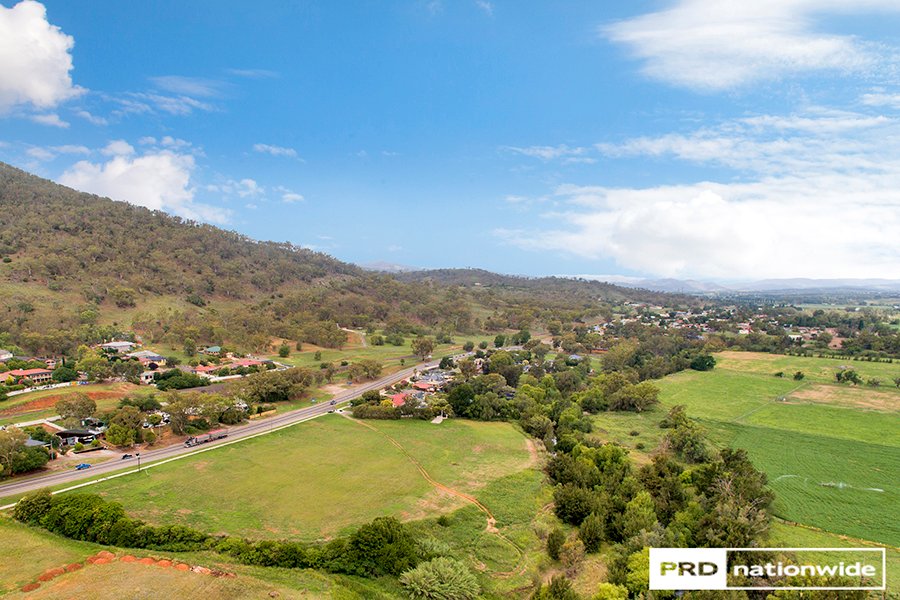 447 Armidale Road TAMWORTH 8