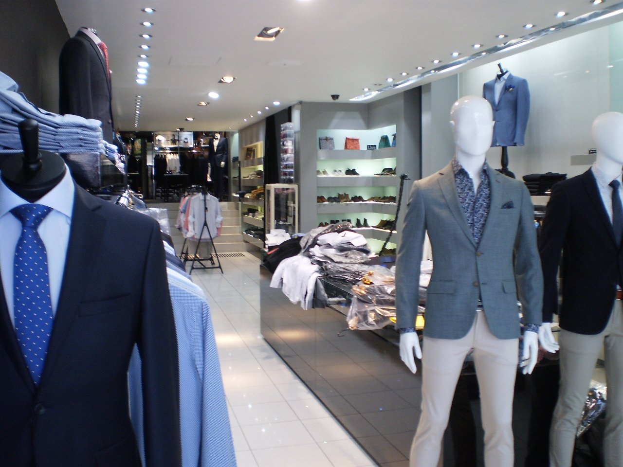 Gallery: 447 Chapel Street