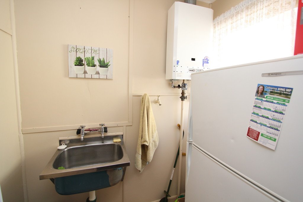 447 Gillies Street North WENDOUREE 8