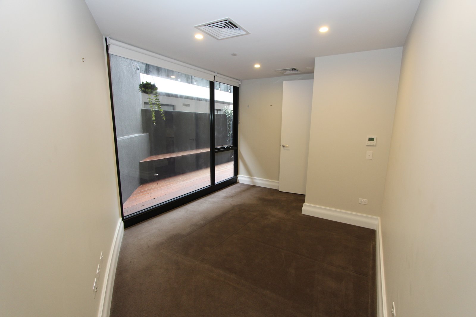 Real Estate and Property in 4/47 Ormond Esplanade, Elwood, VIC