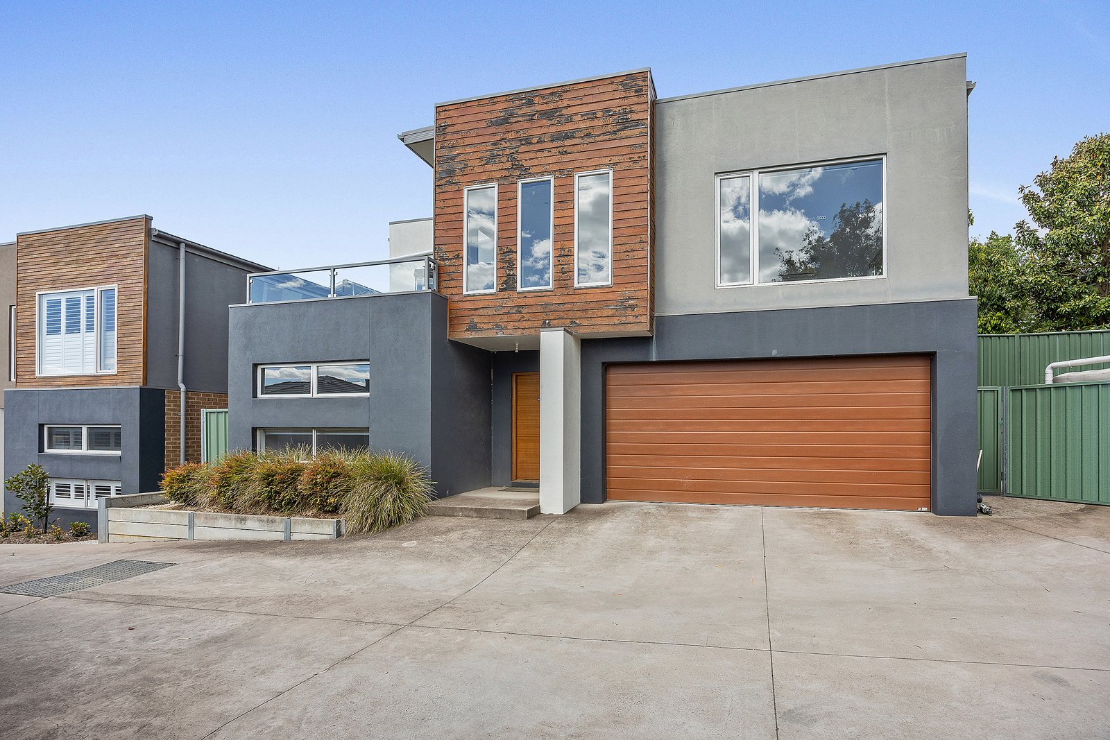 Gallery: 4/47 Race St
