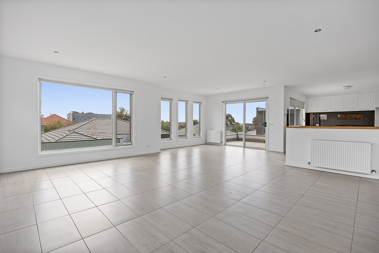 Gallery: 4/47 Race St