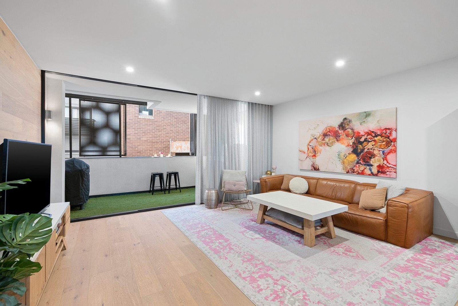 Gallery: 4/47 Wheeler Street