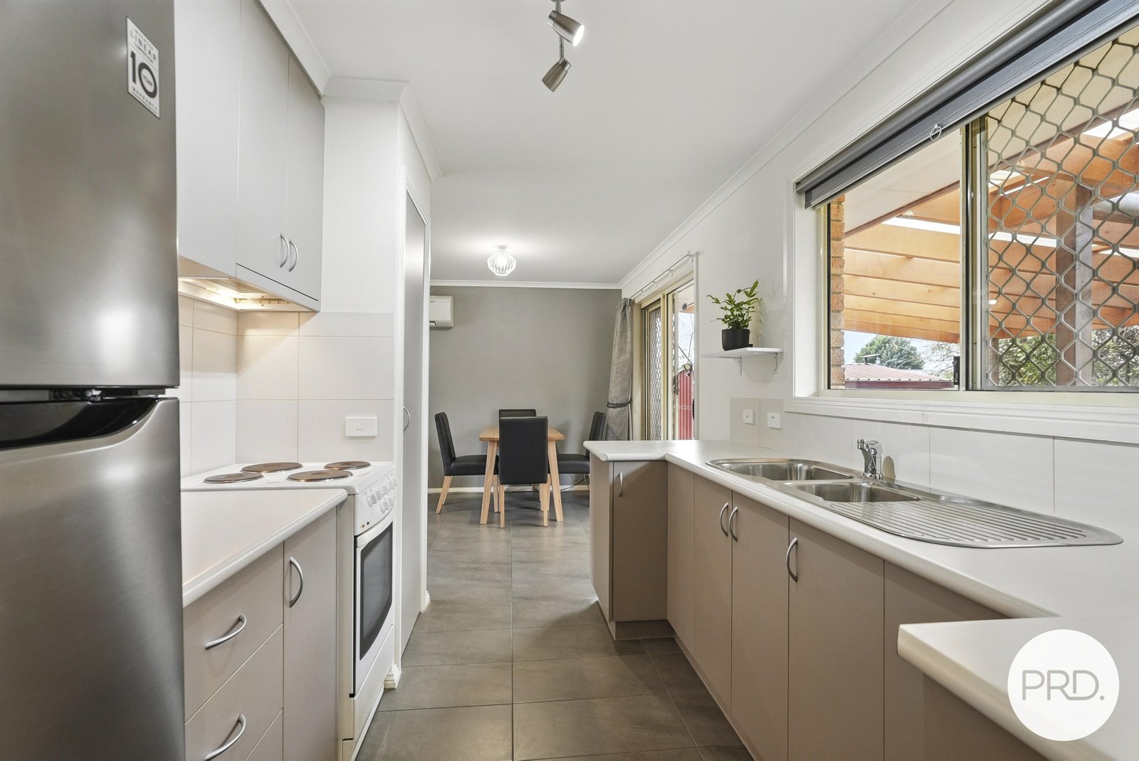 4/47a Norman Circle GLENORCHY 12