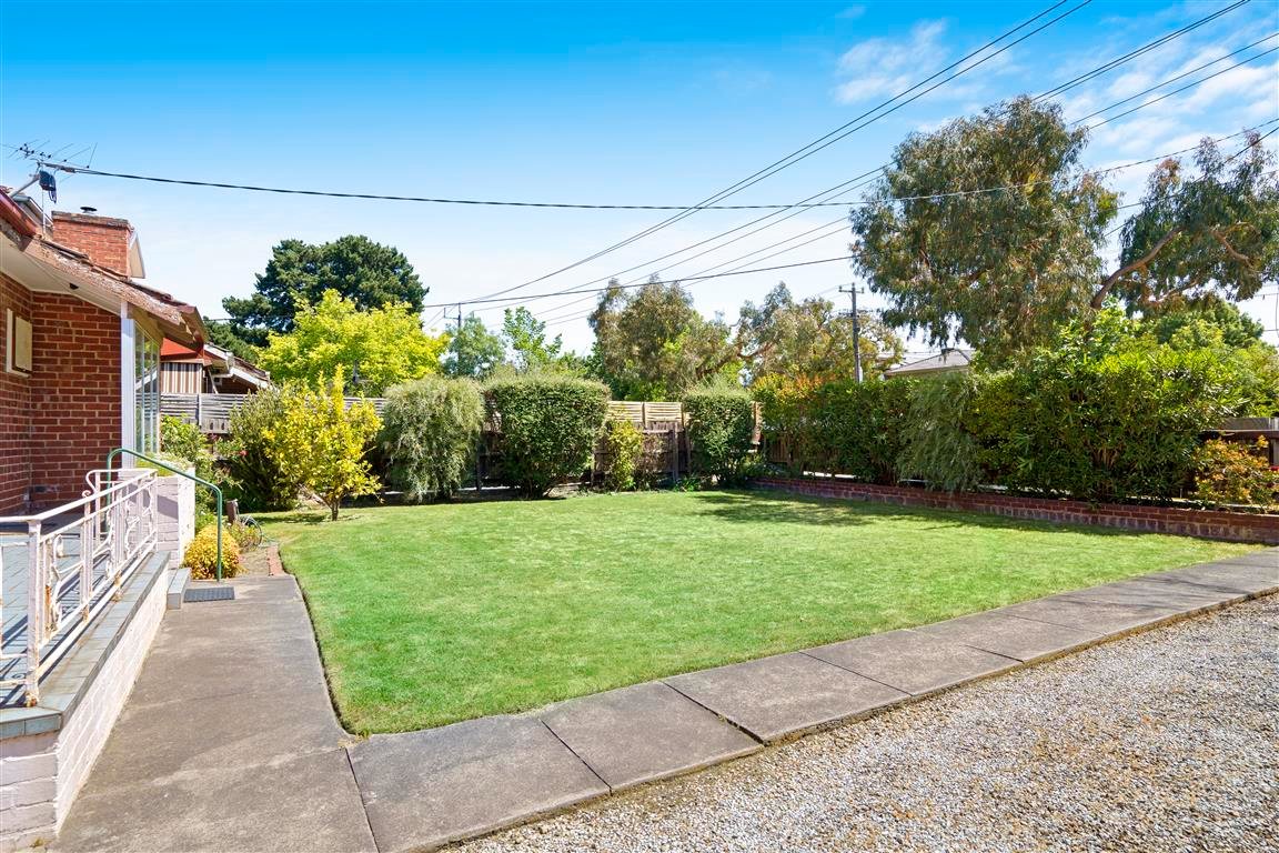 Gallery: 448 Bluff Road