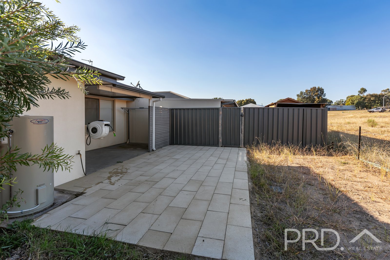 44/84 Currawong Road TUMUT 25