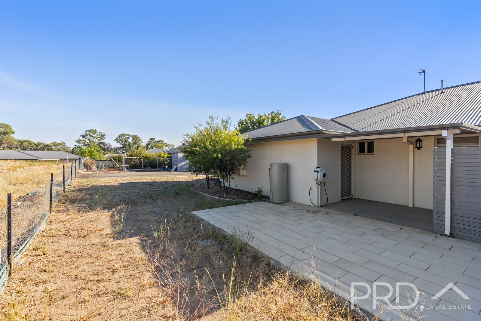 44/84 Currawong Road TUMUT 27