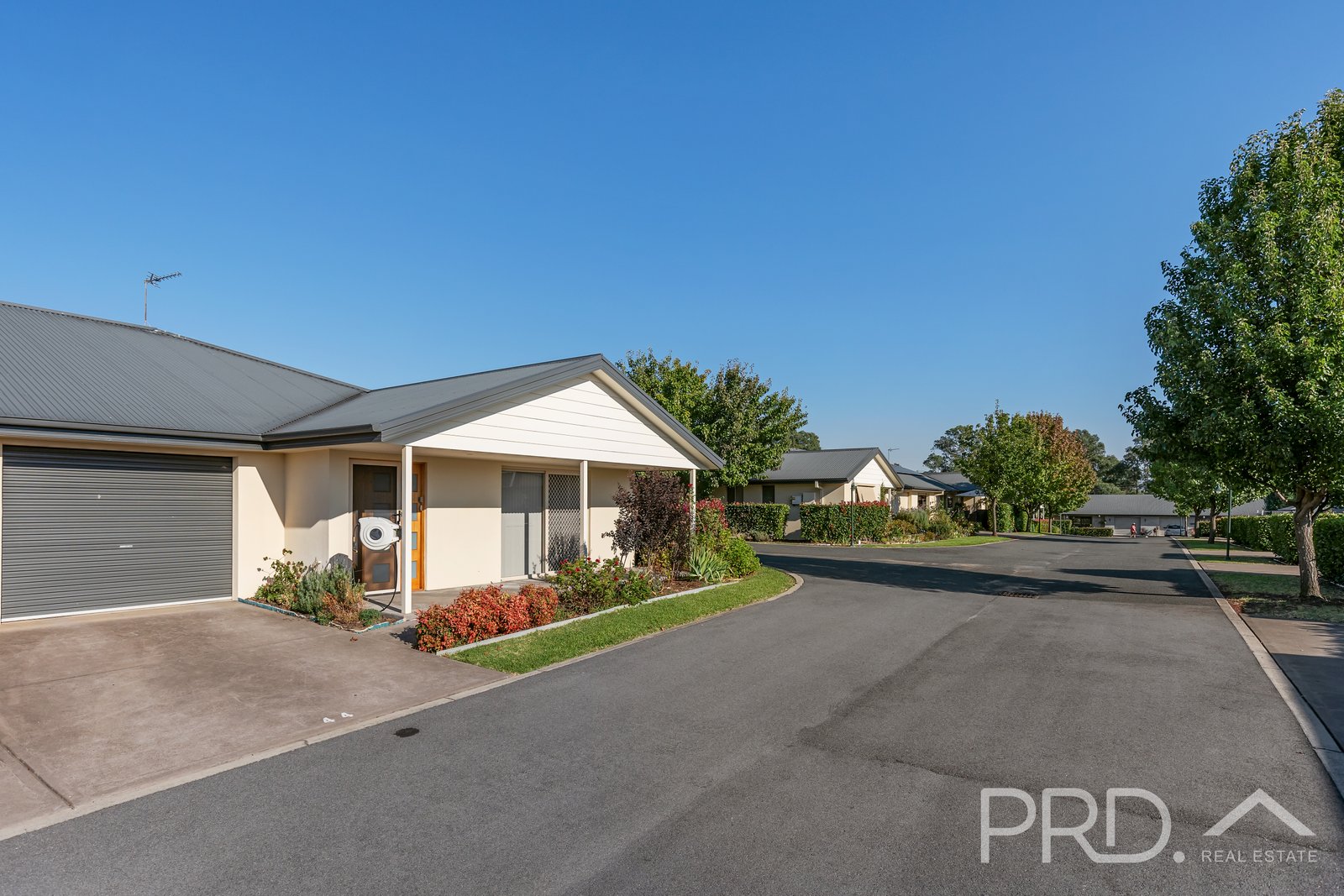 44/84 Currawong Road TUMUT 31