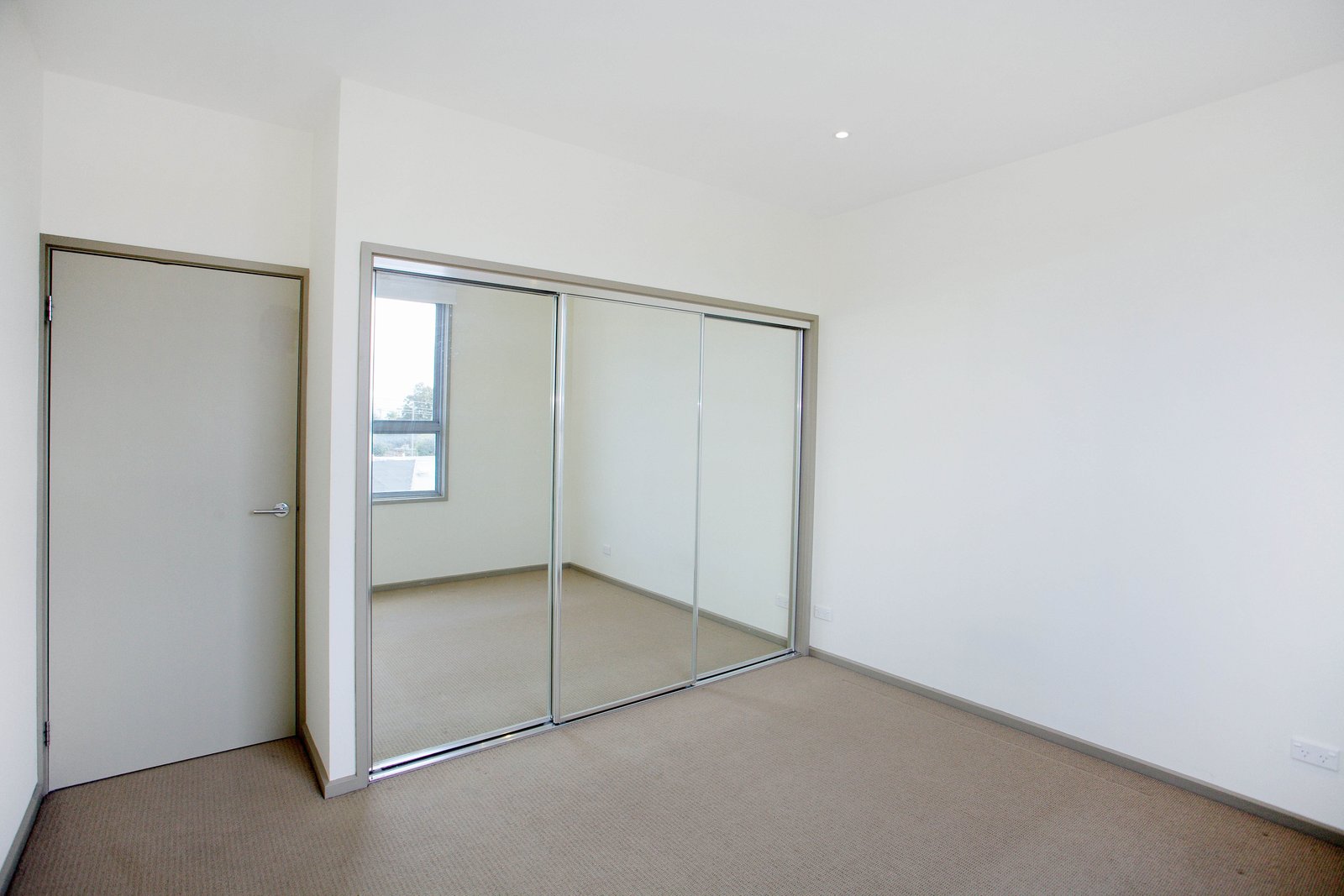 Gallery: 4/489 Highett Road