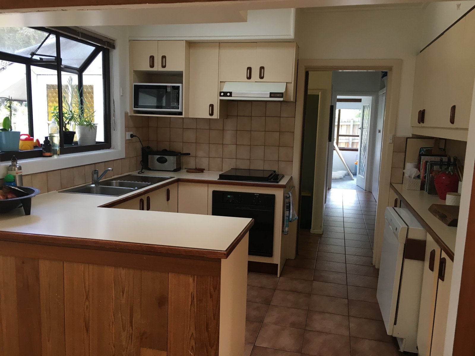 Gallery: 449 Balcombe Road
