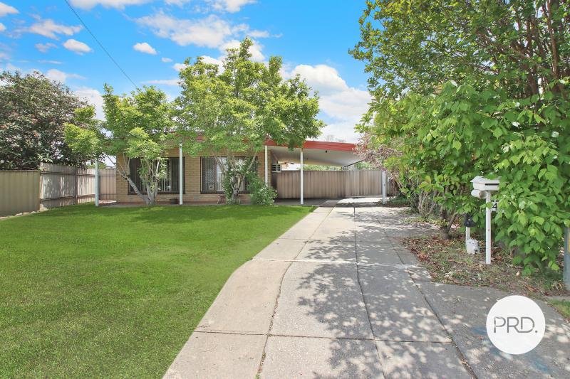 449 Bundarra Place LAVINGTON 1