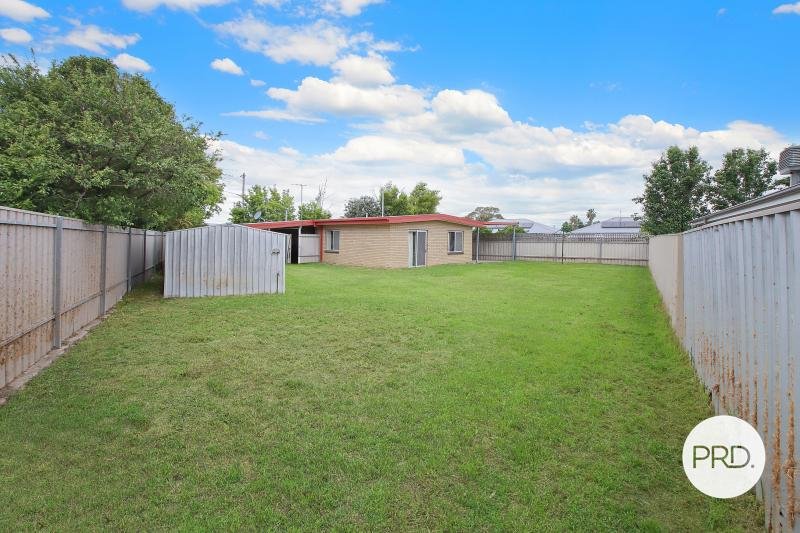 449 Bundarra Place LAVINGTON 7