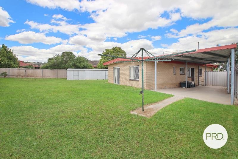 449 Bundarra Place LAVINGTON 8