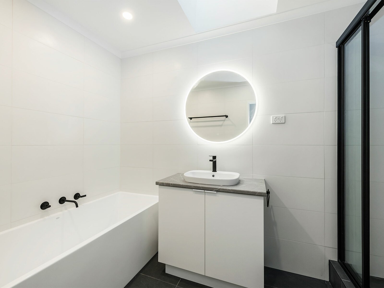 Gallery: 4/49 Crisp Street
