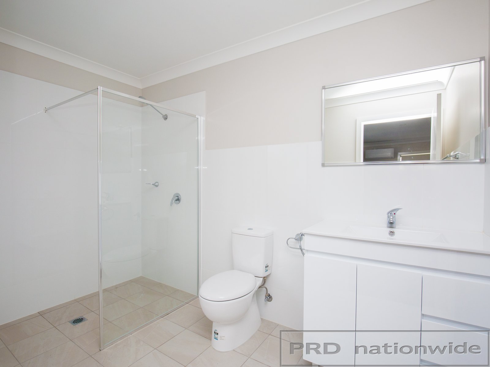 4/49 Finch Crescent ABERGLASSLYN 6