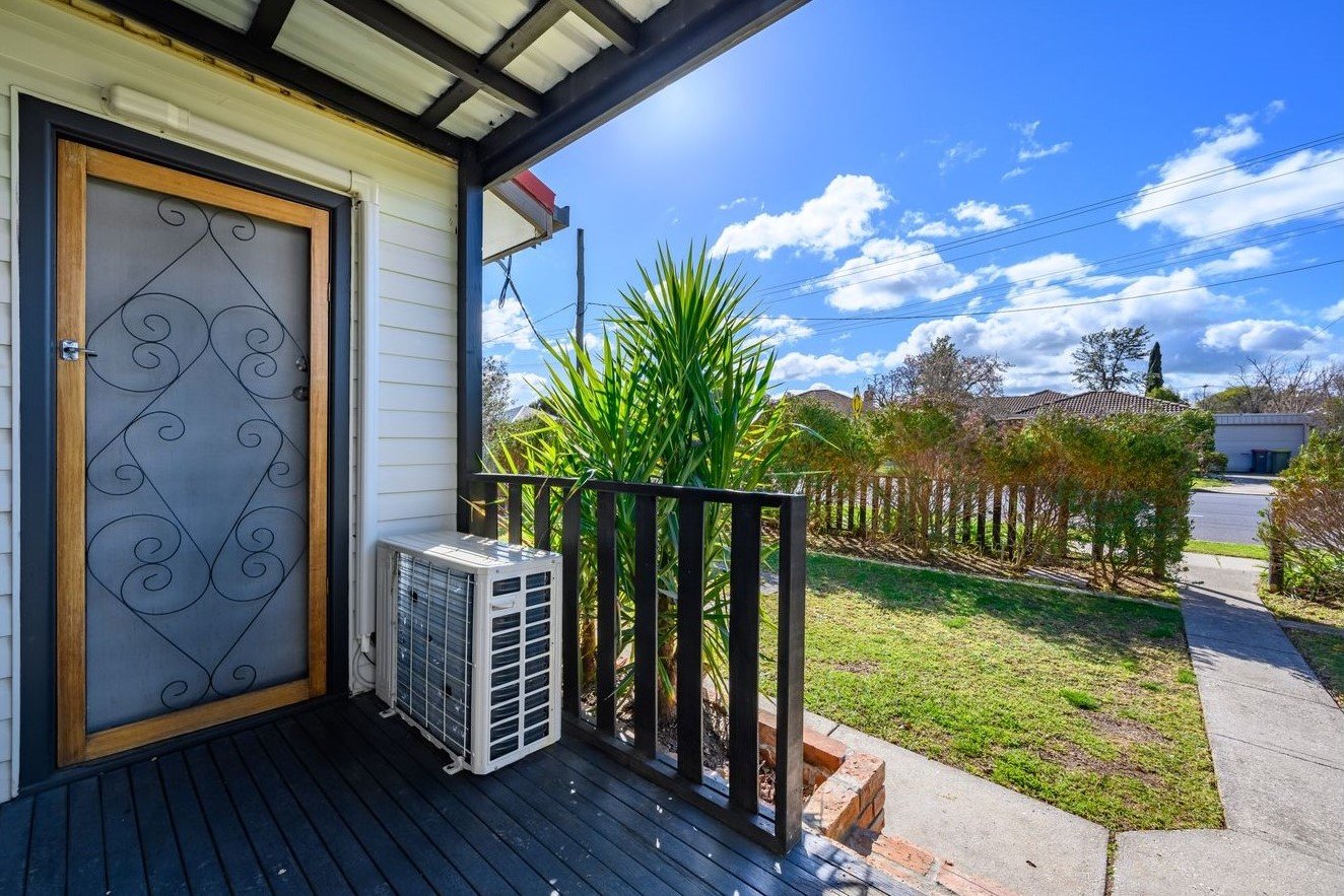 449 McDonald Road LAVINGTON 8