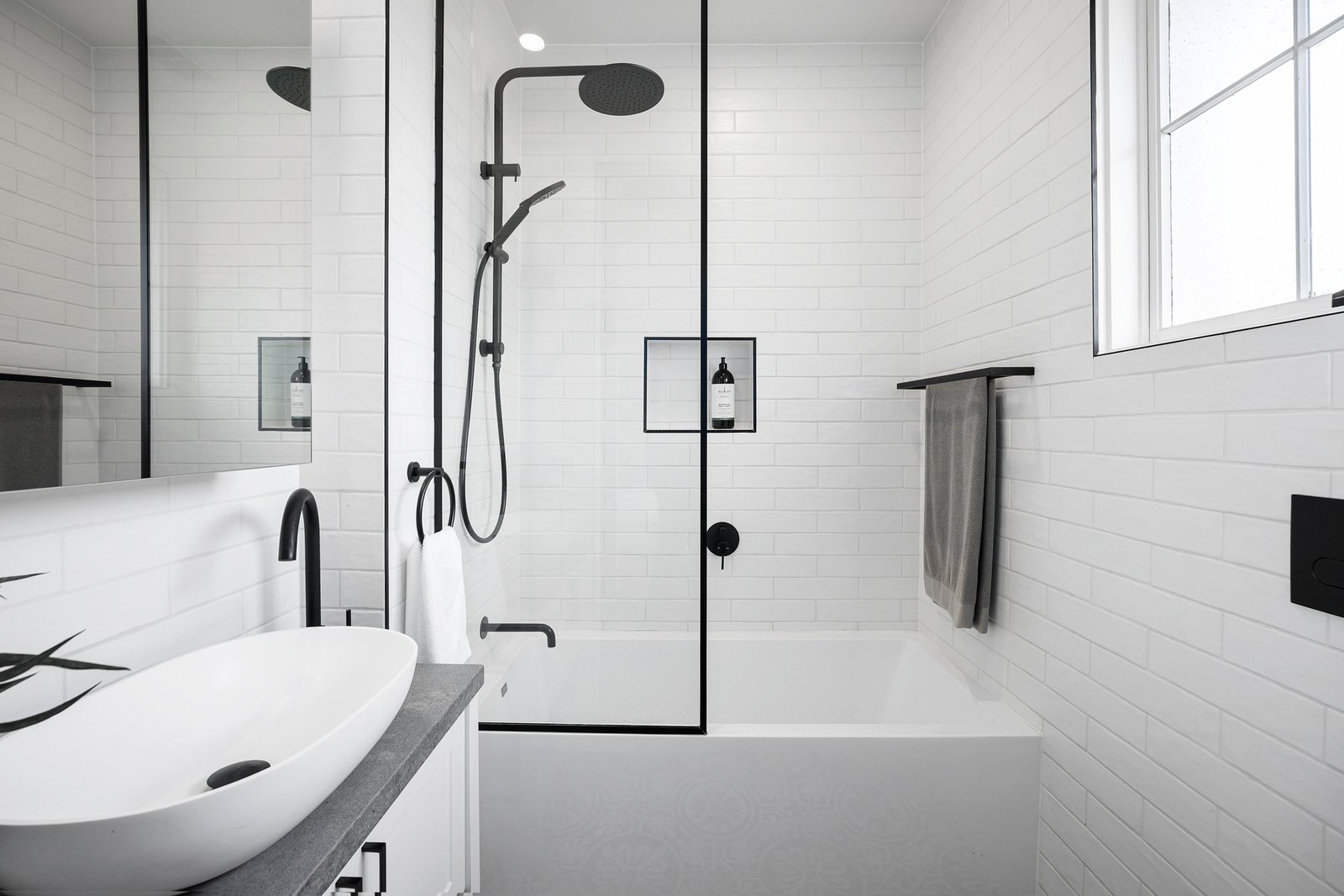 Real Estate and Property in 4/49 Seymour Road, Elsternwick, VIC