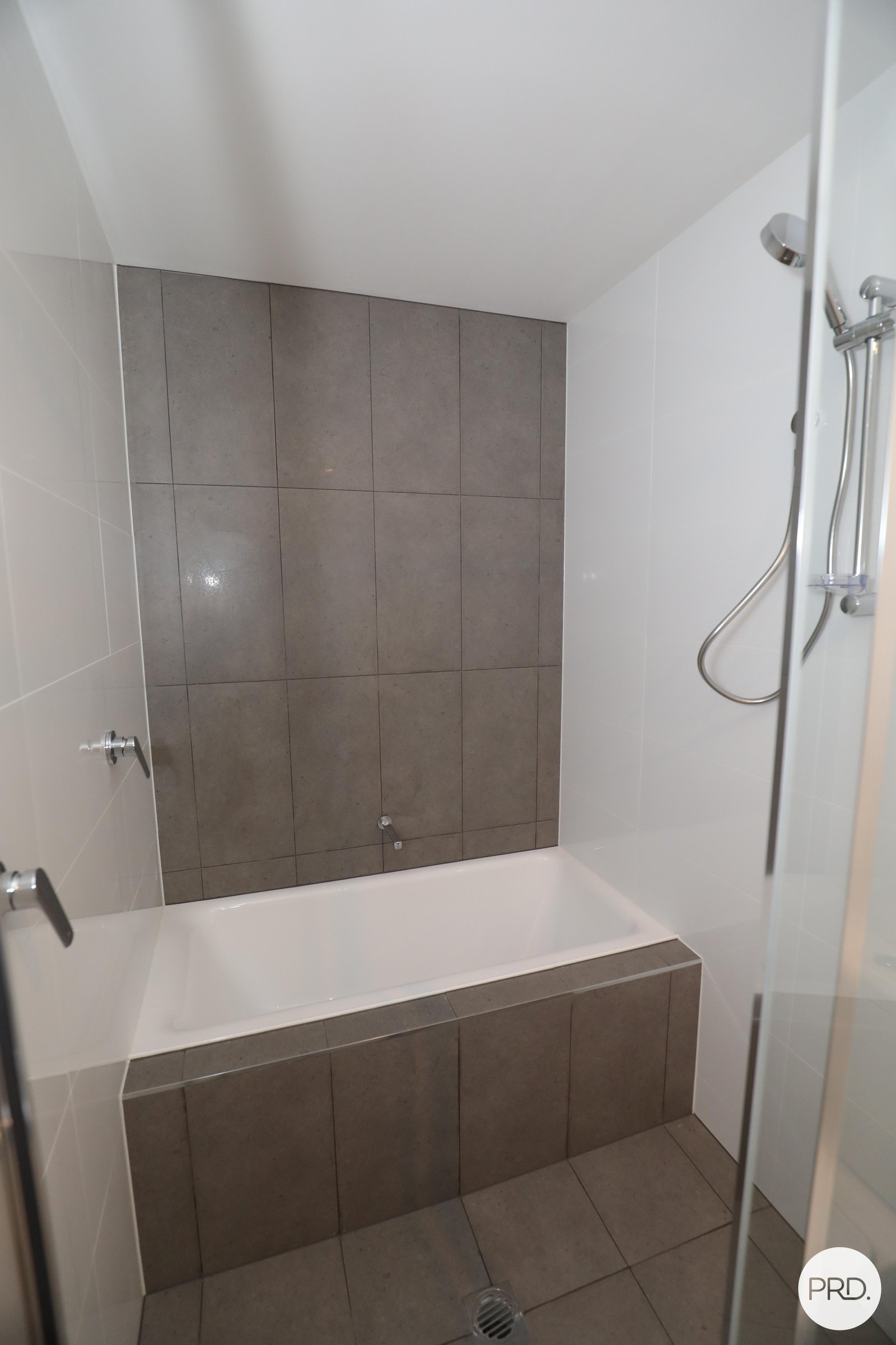 44/9 Thynne Street BRUCE 27